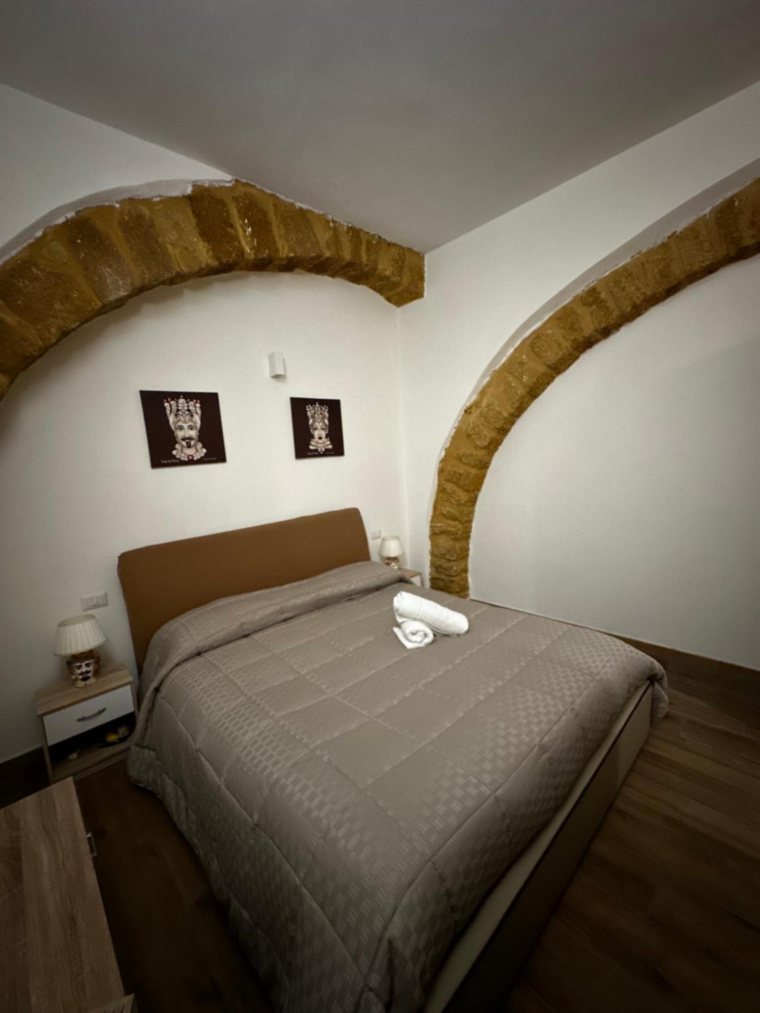 O Munti Rooms Agrigento Exterior foto